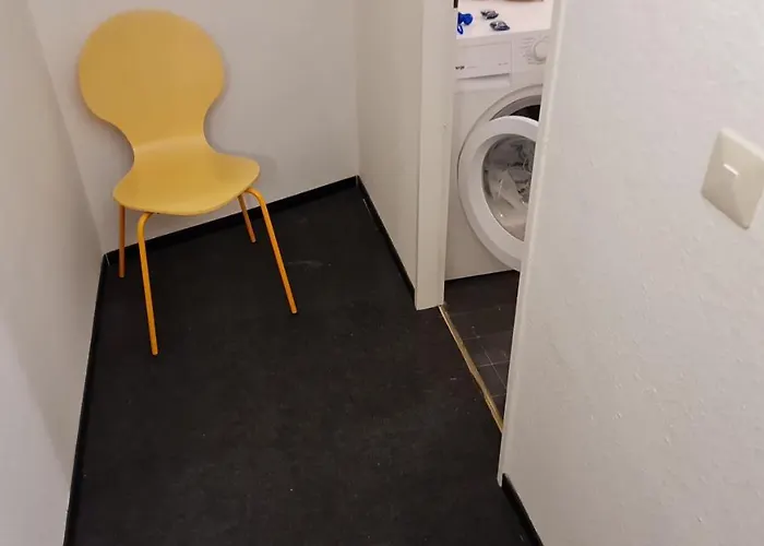 App # 2 Zkdb Auf 68qm # Etage 4 Im Hochhaus Mit Aufzug # Ideal Fuer Dates & Monteure & Abenteurer * Mönchengladbach