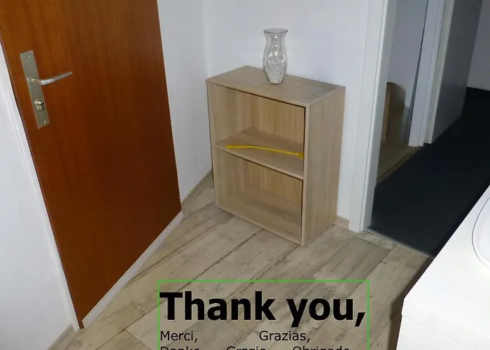 App # 2 Zkdb Auf 68qm # Etage 4 Im Hochhaus Mit Aufzug # Ideal Fuer Dates & Monteure & Abenteurer * Mönchengladbach