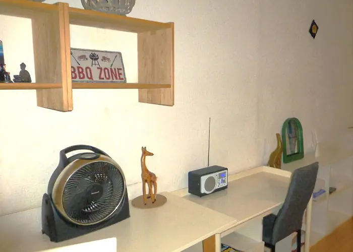 App # 2 Zkdb Auf 68qm # Etage 4 Im Hochhaus Mit Aufzug # Ideal Fuer Dates & Monteure & Abenteurer * Mönchengladbach